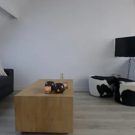 Sixty-four Apartmán